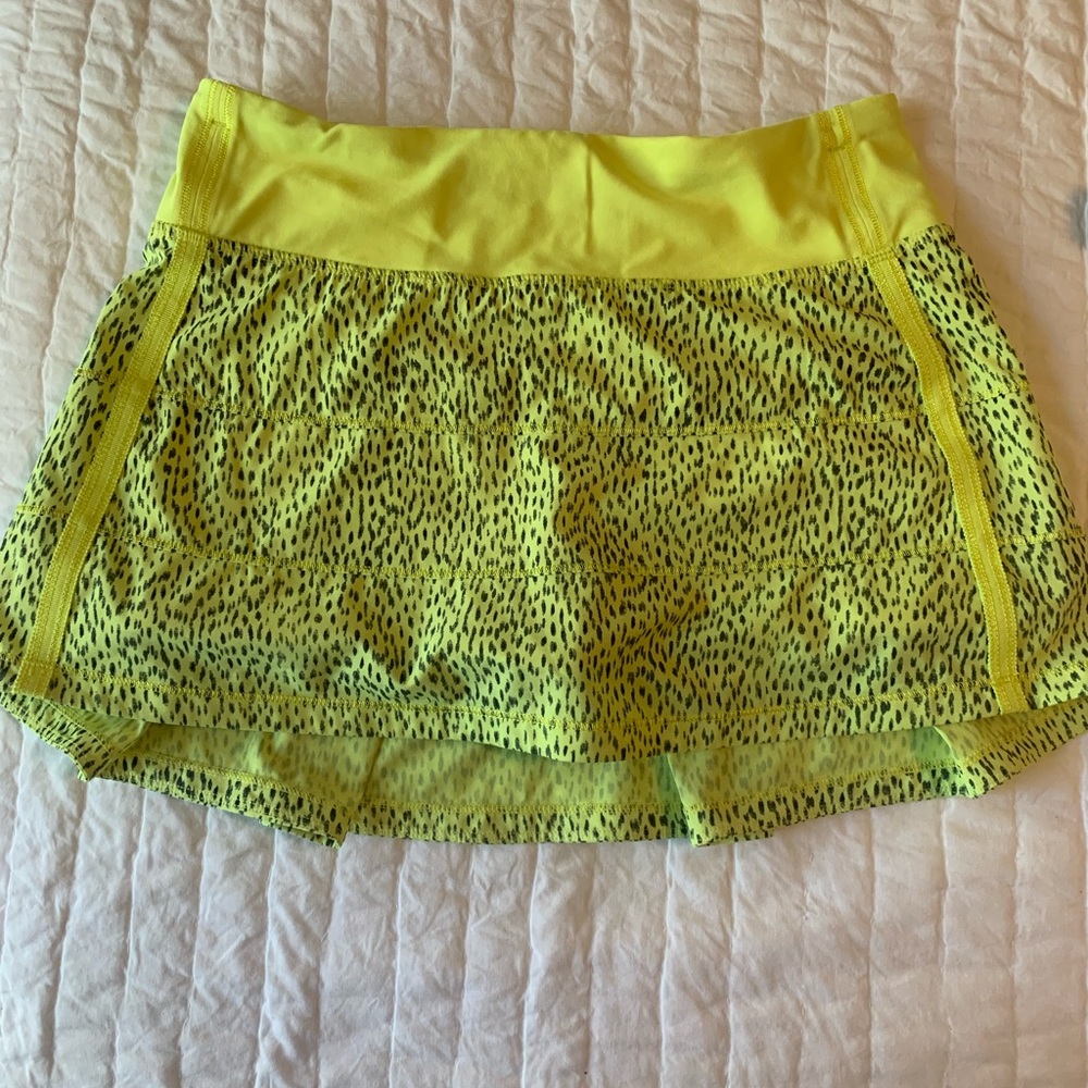 Lululemon tennis skirt | size: 4